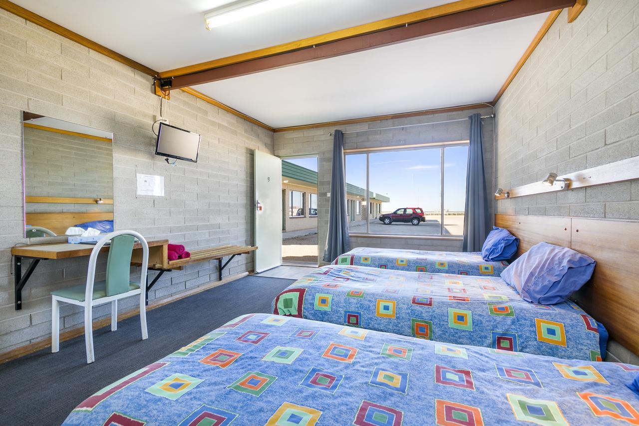 Hotel Nullarbor Roadhouse Extérieur photo