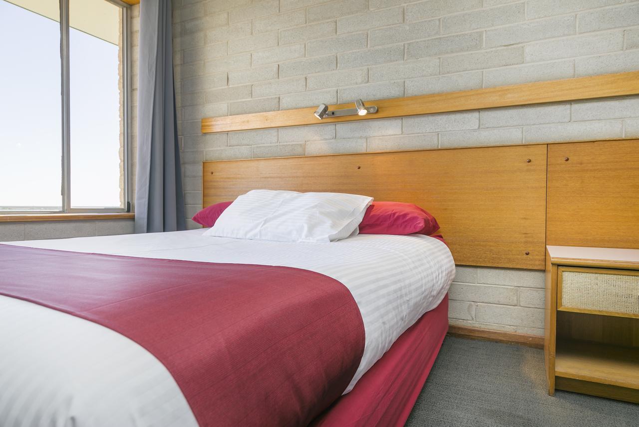 Hotel Nullarbor Roadhouse Extérieur photo